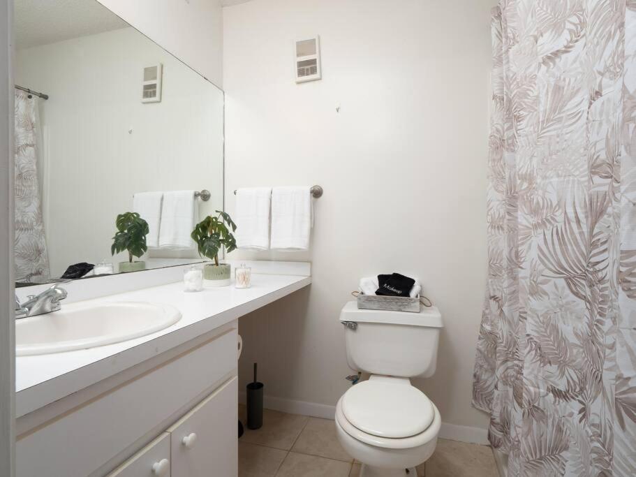 Spacious Condo Mins To Shands, University, & Downtown! 盖恩斯维尔 外观 照片